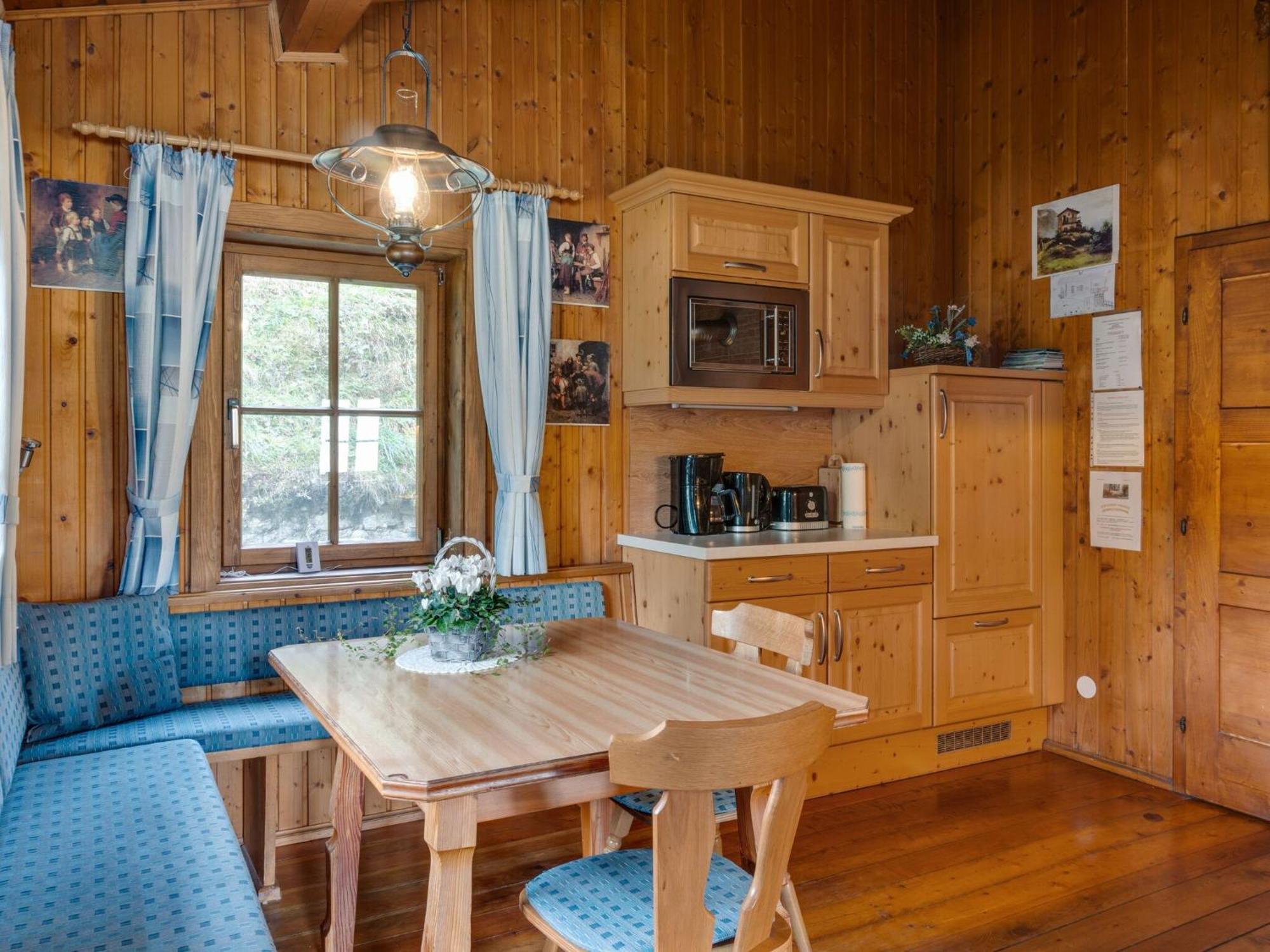 Chalet In Moertschach In Carinthia With Garden Exteriör bild