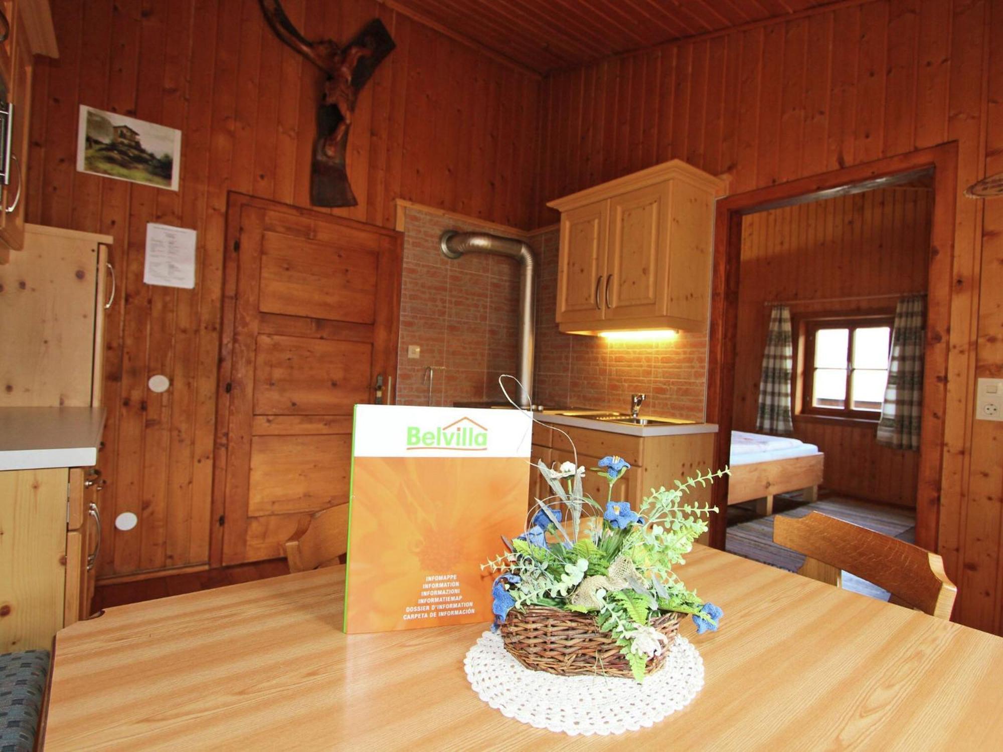 Chalet In Moertschach In Carinthia With Garden Exteriör bild