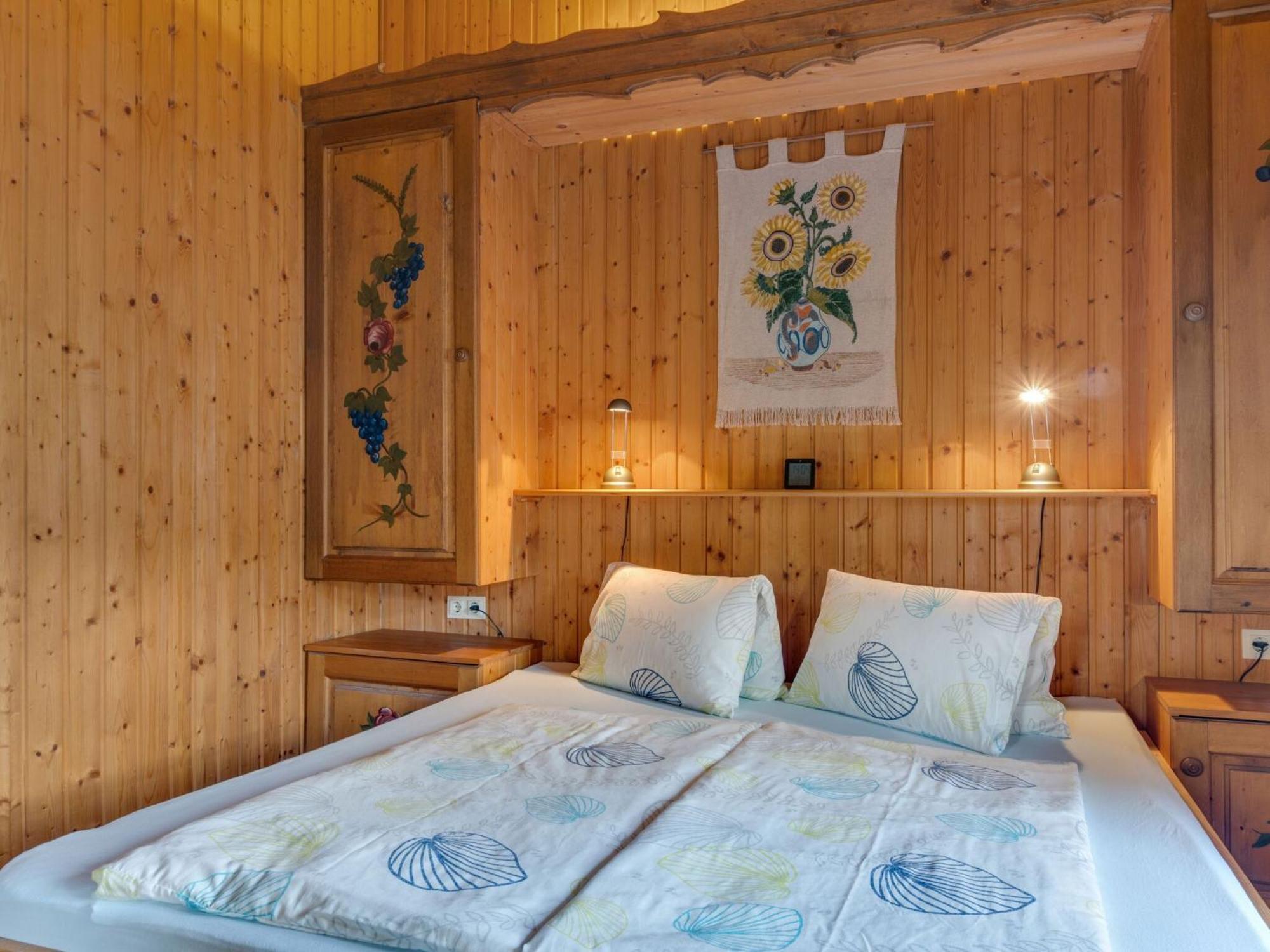 Chalet In Moertschach In Carinthia With Garden Exteriör bild